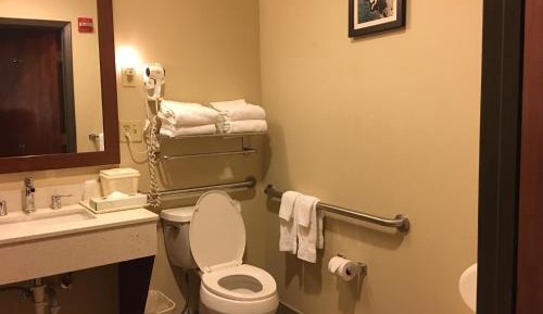 Queen Room with Two Queen Beds - Accessible/Non-Smoking 