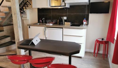 Apartment with Shower