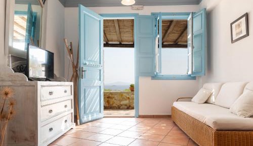 One-Bedroom Apartment with Sea View