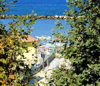 Studio Apartment with Balcony