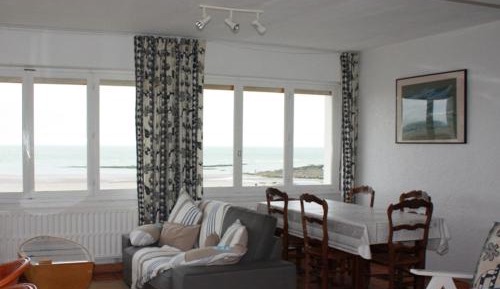 Apartment (4 Adults)