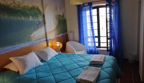 Double Room with Shared Bathroom and Sea View