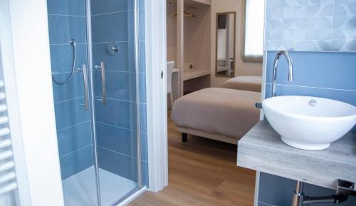 Double or Twin Room with Private Bathroom