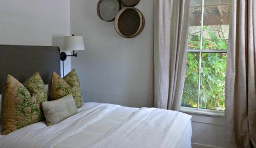 Queen Suite with Spa Bath