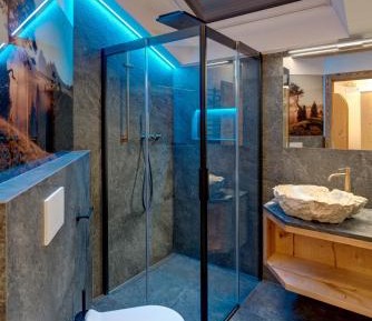 Junior Suite with Mountain View