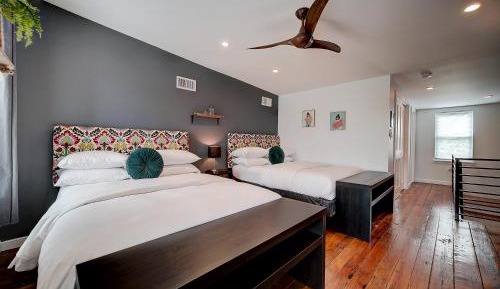 Double Room with Private Bathroom