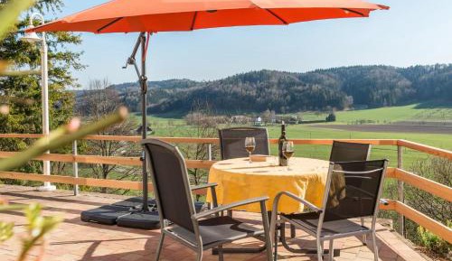 Superior One-Bedroom Apartment