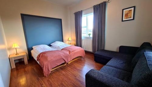 Basic Triple Room with Shared Bathroom