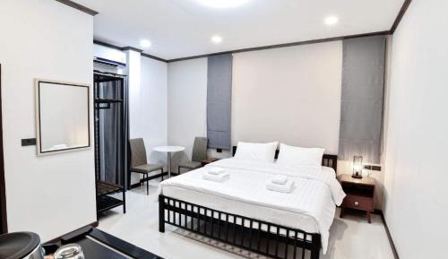 Large Double Room