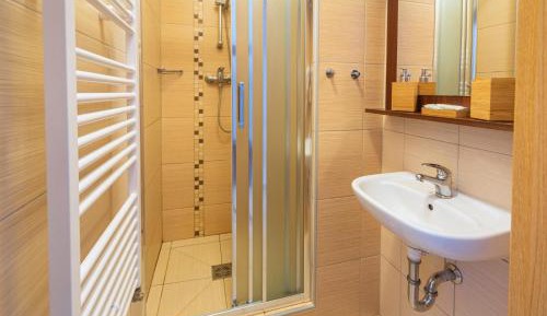 Triple Room with Shared Bathroom