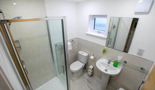 Triple Room with Private Bathroom