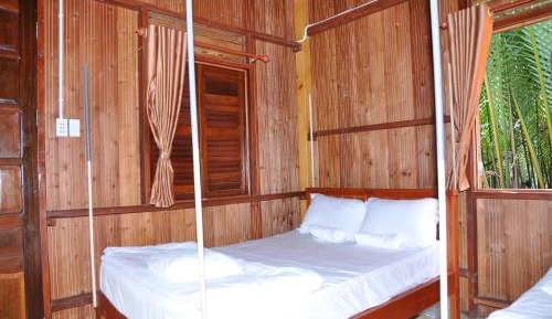 Deluxe Queen Room with Two Queen Beds