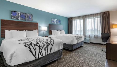 Queen Room with Two Queen Beds - Non-Smoking