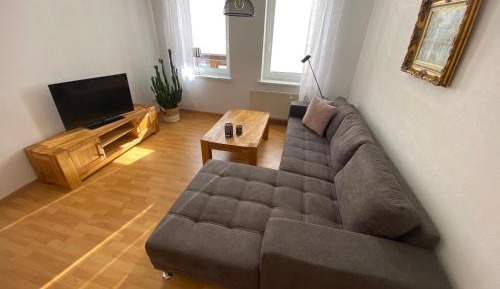 Family Room with Garden View