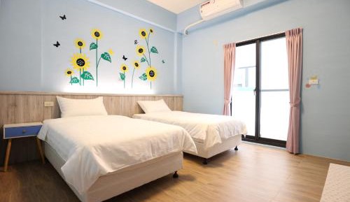 Twin Room with Balcony