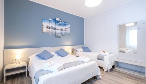 Luxury Triple Room