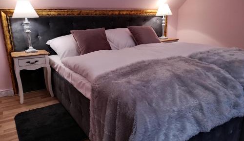 Quadruple Room with Bathroom