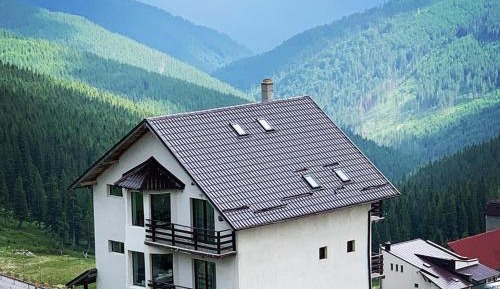 Double Room with Mountain View