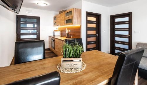 Suite with Mountain View