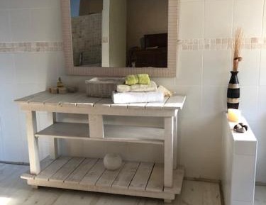 Deluxe Double Room with Shower