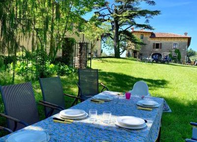 Three-Bedroom Apartment with Lake View