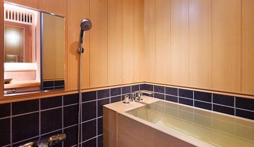 Japanese-Style Deluxe Room