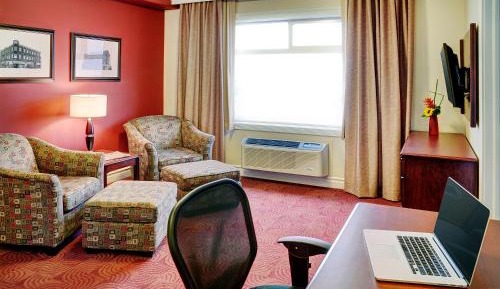 Queen Suite