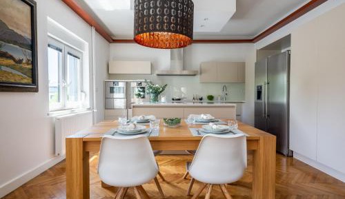 Superior Apartment