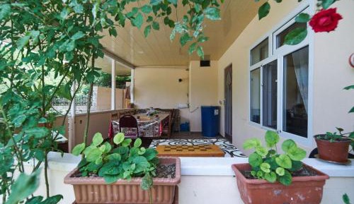 Family Room with Mountain View