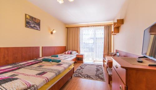 Triple Room with Private Bathroom
