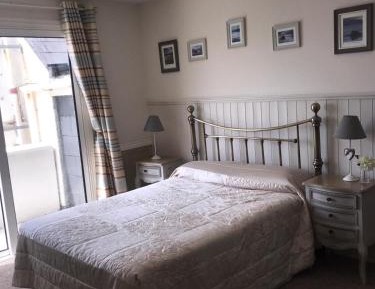 Double or Twin Room with Shower