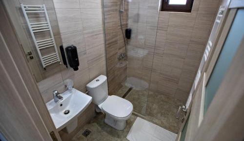 Triple Room with Bathroom