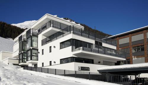 Three-Bedroom Apartment (6 Adults)