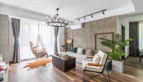 Apartment with Balcony