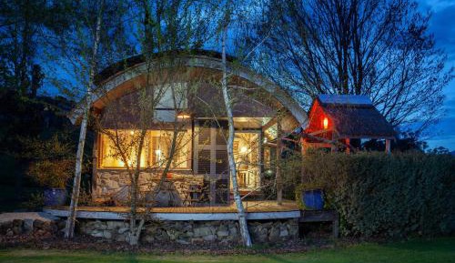 Honeymoon Chalet with Spa Bath