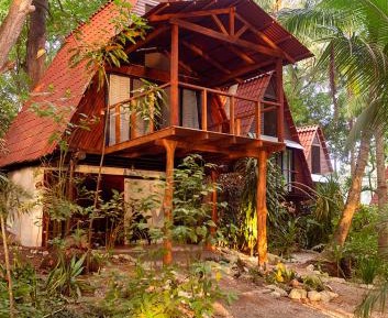 Bungalow with Garden View