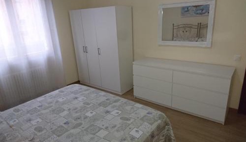 Economy Triple Room with Shared Bathroom