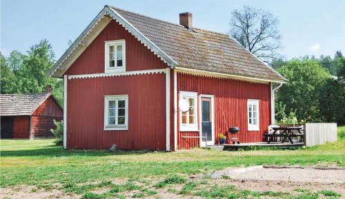 Two-Bedroom Holiday Home