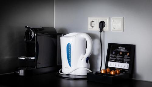 Penthouse XL Top Floor (38th) Apartment Corner Sea & City View 769