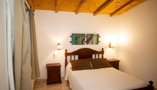 One-Bedroom Bungalow (2 Adults)