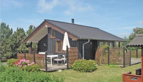 Two-Bedroom Holiday Home