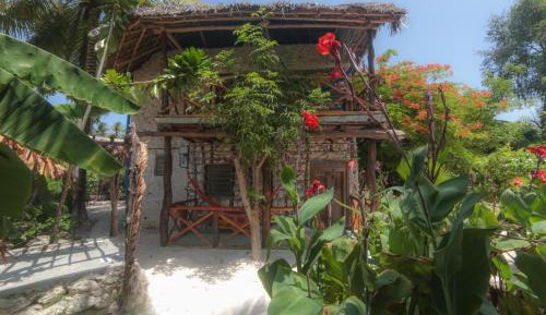 Triple Room with Private Bathroom