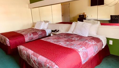 Queen Room with Two Queen Beds