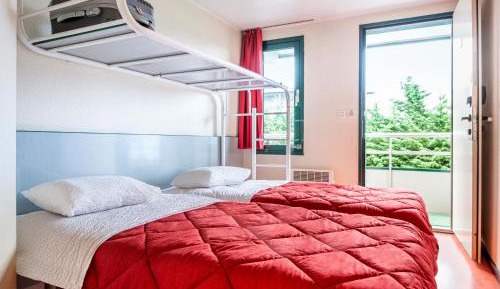 Standard Twin Room Optional Cleaning