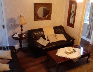 Large One Bedroom Suite (2 Adults)