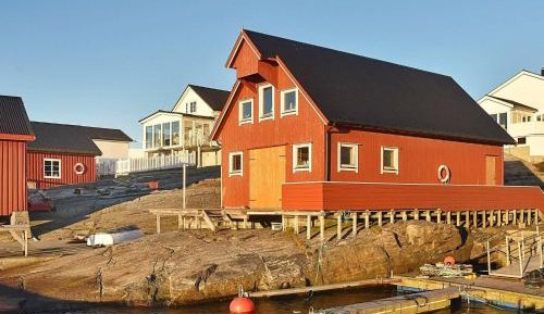Two-Bedroom Holiday Home