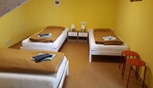 Single Room with Shared Bathroom