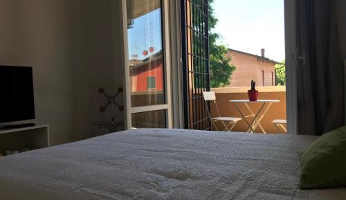 Single Room with Private External Bathroom