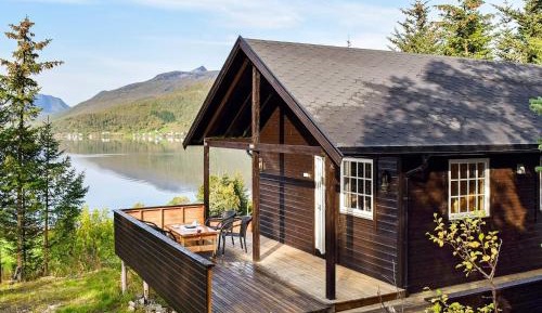 Two-Bedroom Holiday Home