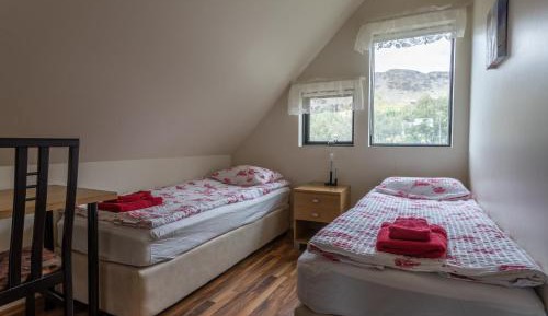 Twin Room with Shared Bathroom